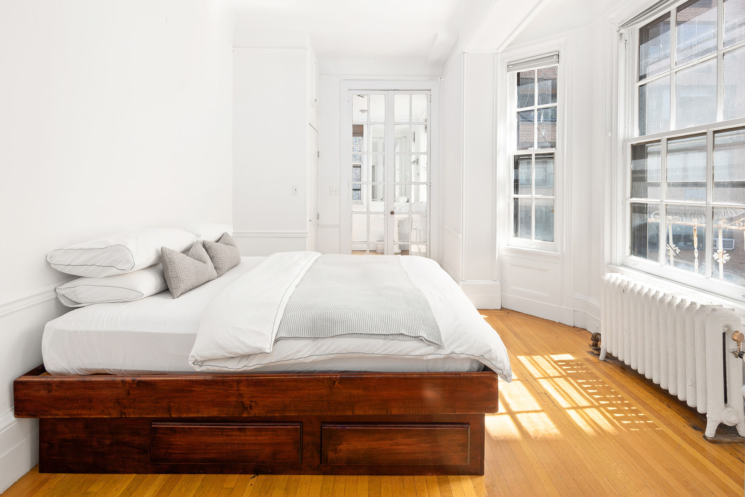 19 East 73rd Street, Unit 4 Manhattan, NY 10021 - Photo 2 of 16