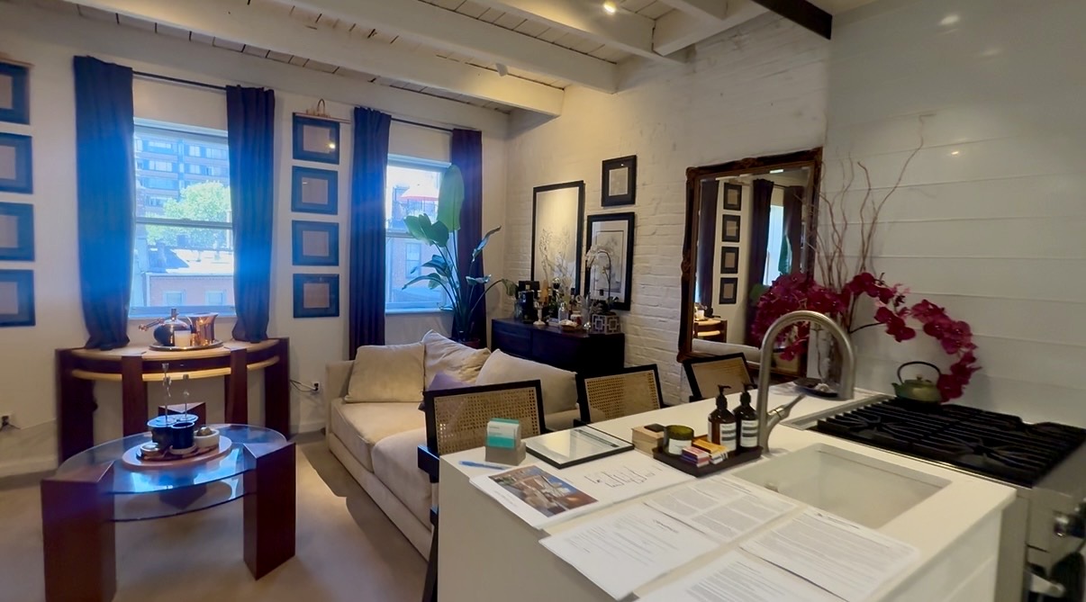 128 West 70th Street, Unit 10 Manhattan, NY 10023 - Photo 4 of 20 Gallery Image 4