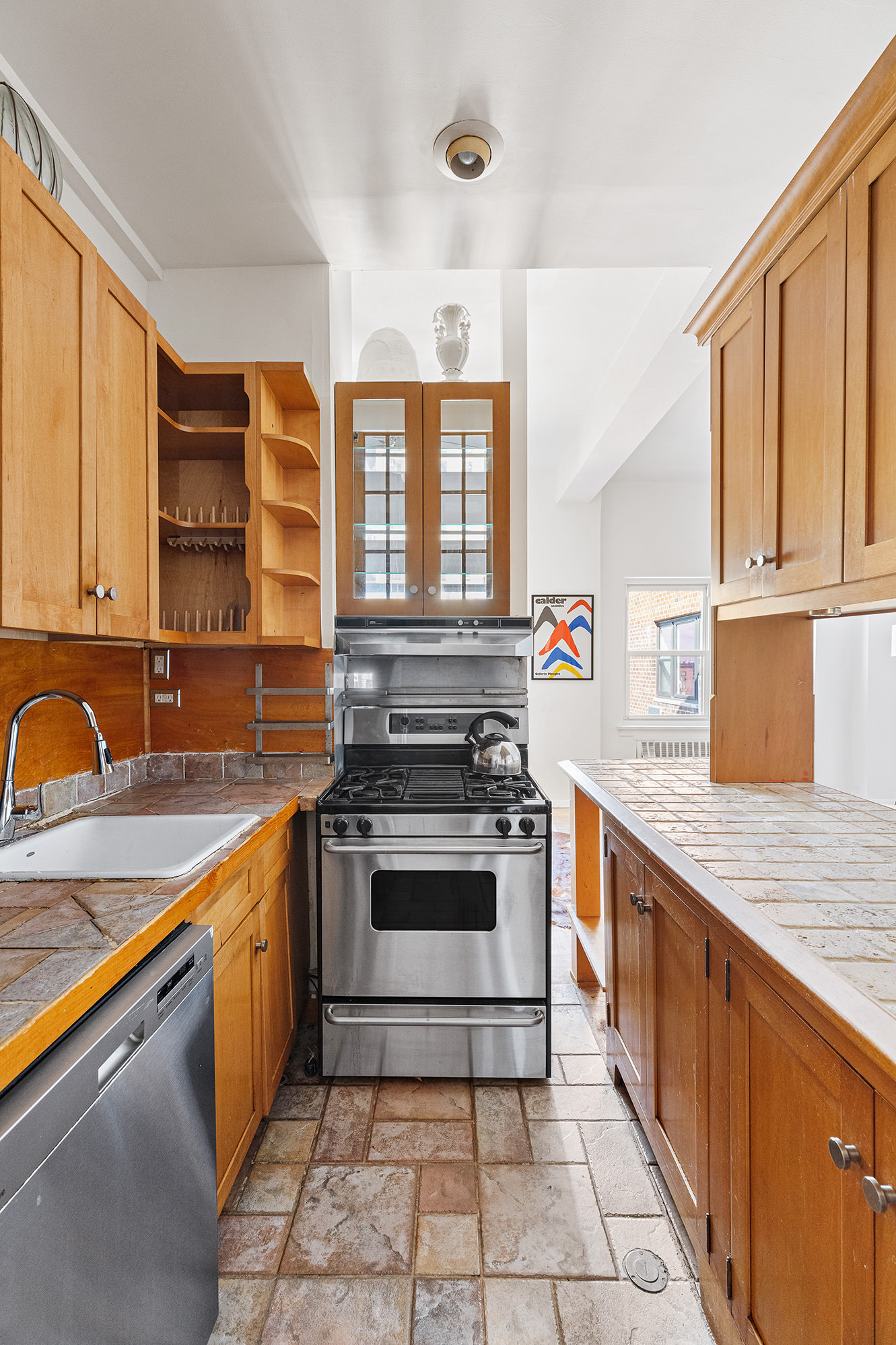 11 Riverside Drive, Unit 17WE Manhattan, NY 10023 - Photo 4 of 7