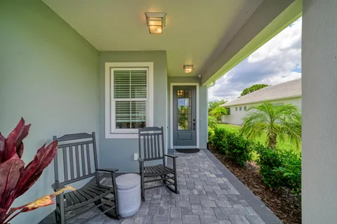 $729,000 | 1047 Waterline Court, Sarasota, FL 34240