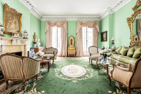 $18,000,000 | 21 East 81st Street | Upper East Side