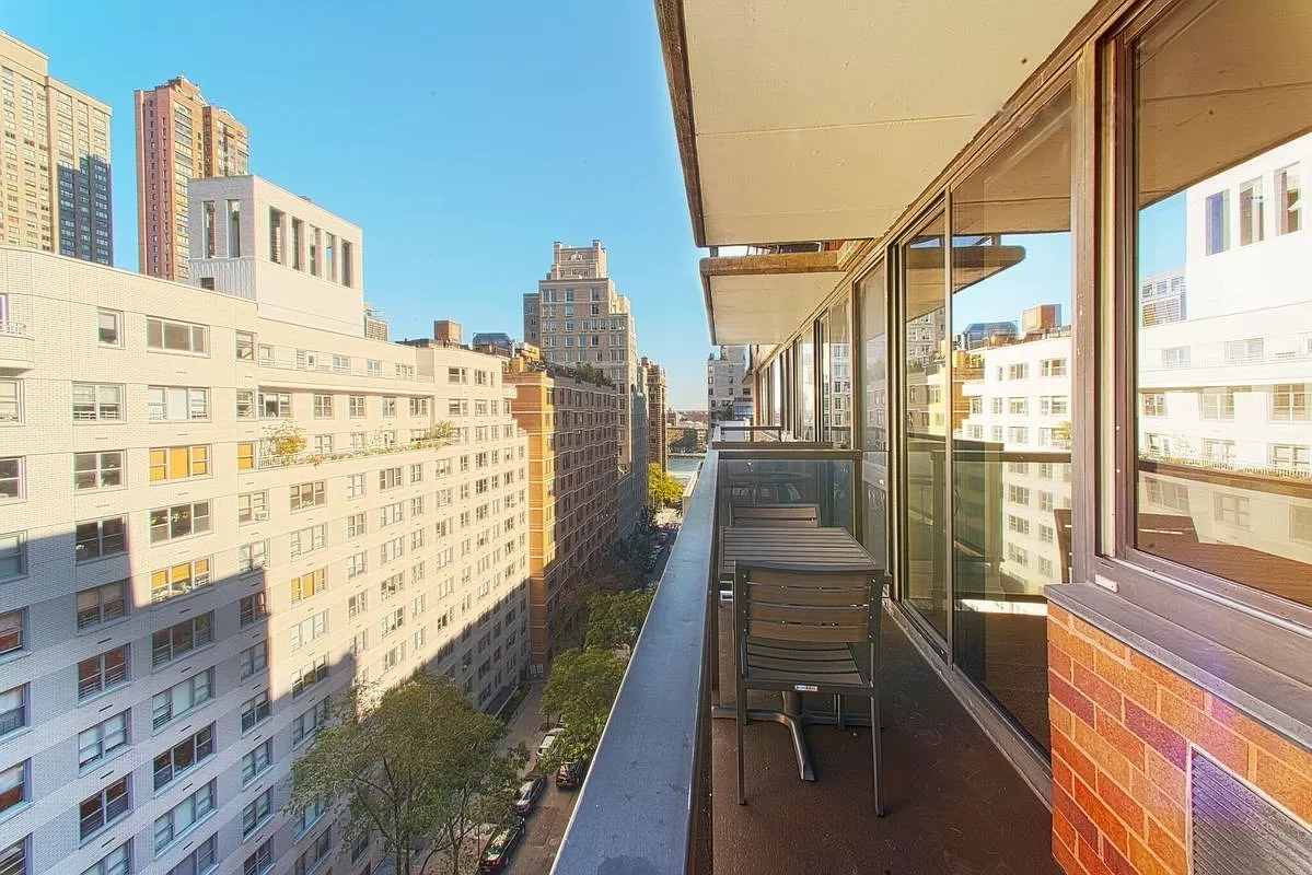 510 East 80th Street, Unit 12D Manhattan, NY 10075 - Photo 6 of 7