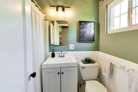 $330,000 | 3442 Martha Custis Drive, Unit 3103442, Alexandria, VA 22302