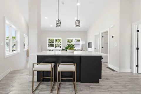 $1,690,000 | 35 Miller Avenue, Framingham, MA 01702