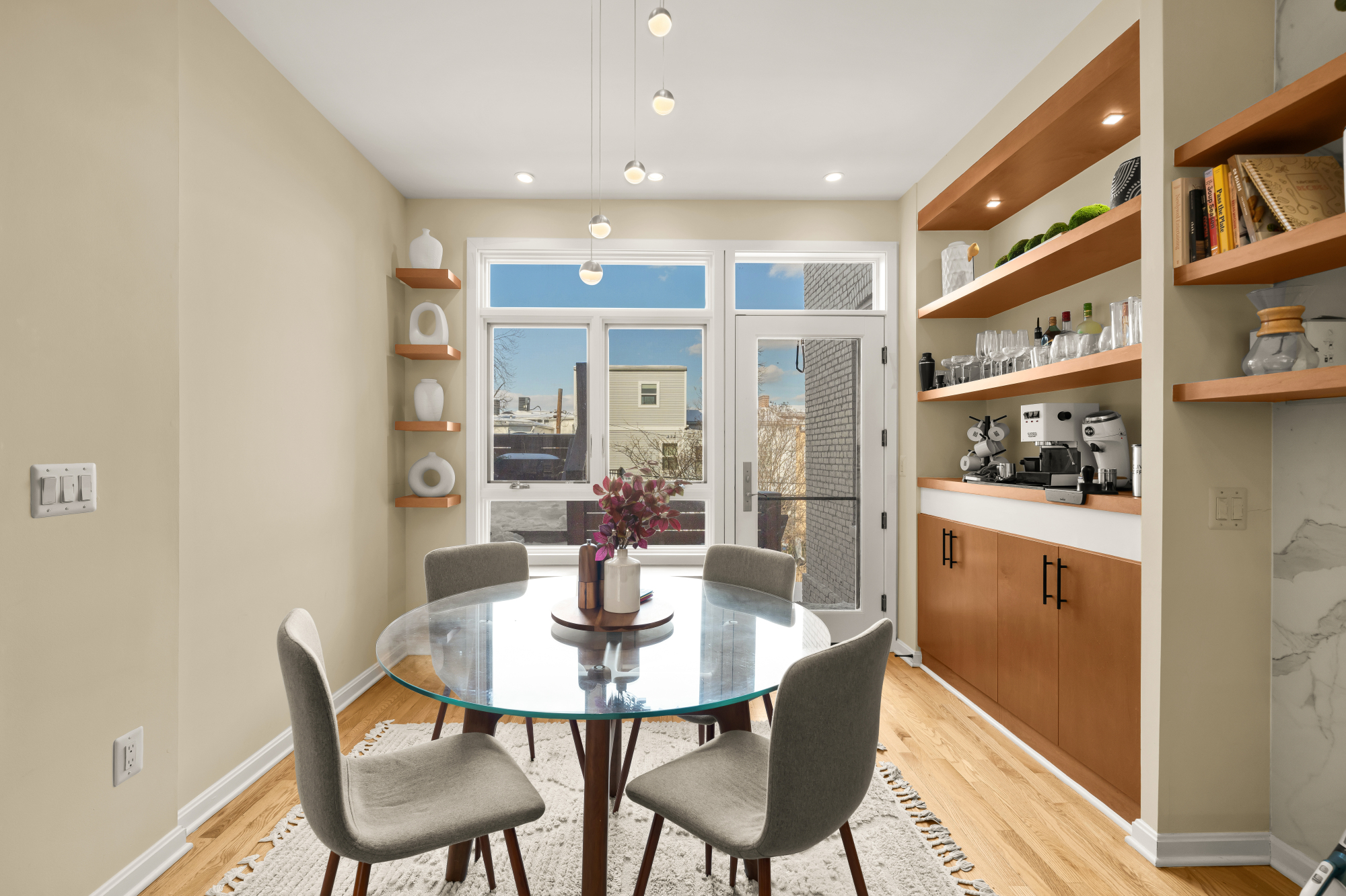 1325 R Street Northwest, Unit B Washington, DC 20009 - Photo 11 of 46