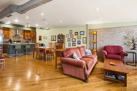 $649,900 | 313-315 North 3rd Street, Unit 5A, Philadelphia, PA 19106