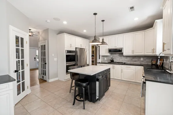 $825,000 | 109 Percheron Drive, Spring City, PA 19475