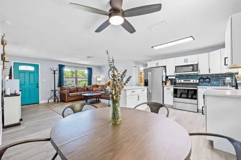 $399,000 | 1486 Carolyn Lane, Clearwater, FL 33755