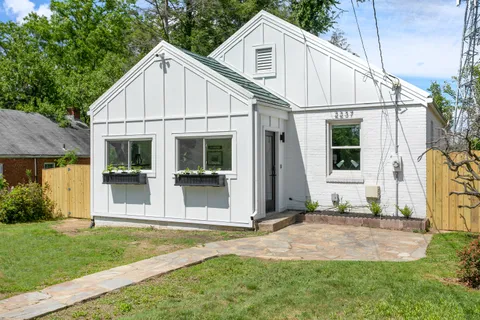 $1,099,000 | 2237 North Harrison Street, Arlington, VA 22205