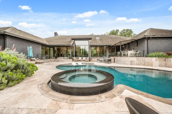 $2,600,000 | 3907 Fox Glen Drive, Irving, TX 75062