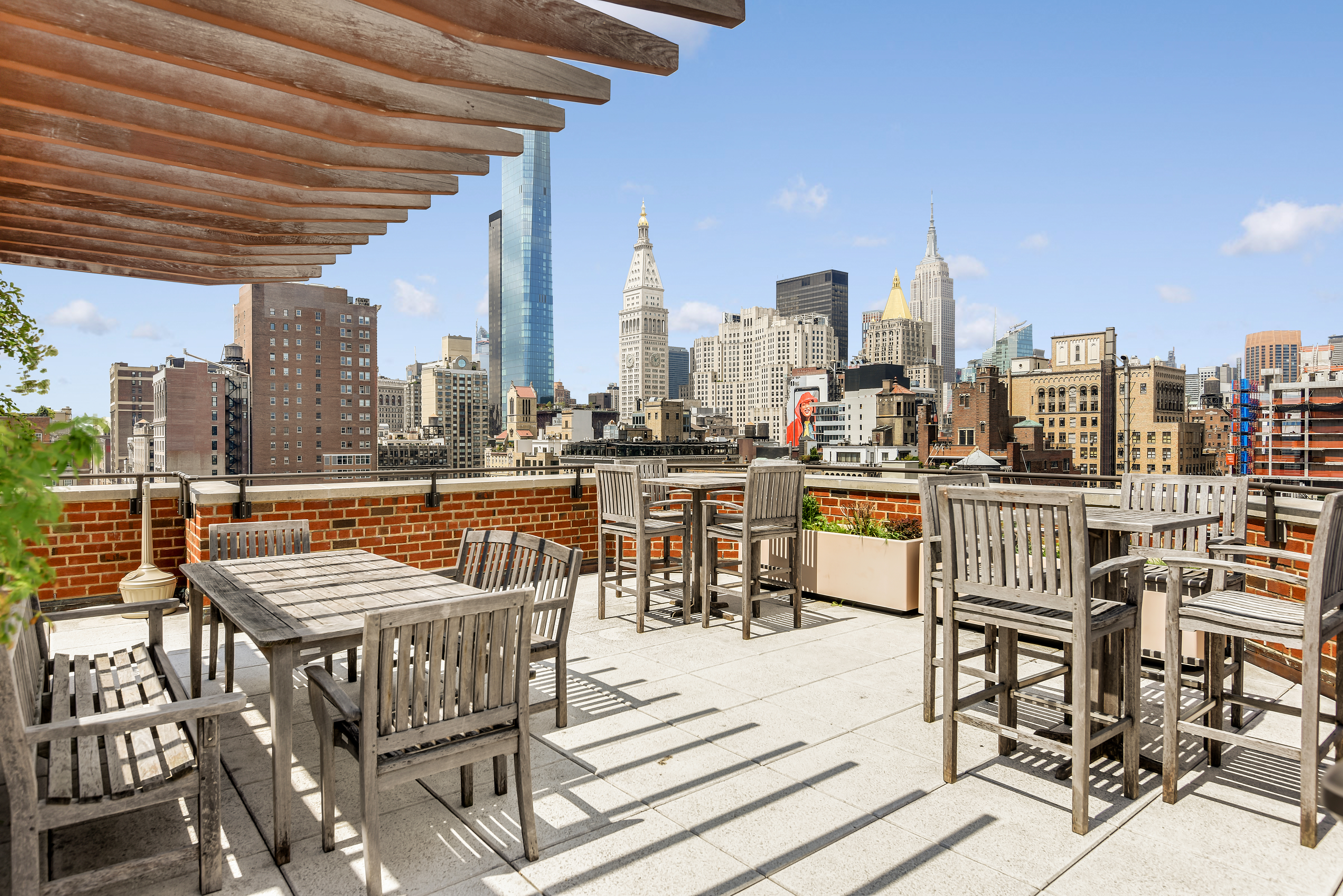 32 Gramercy Park South, Unit 15G Manhattan, NY 10003 - Photo 10 of 11 a view of a terrace with city view