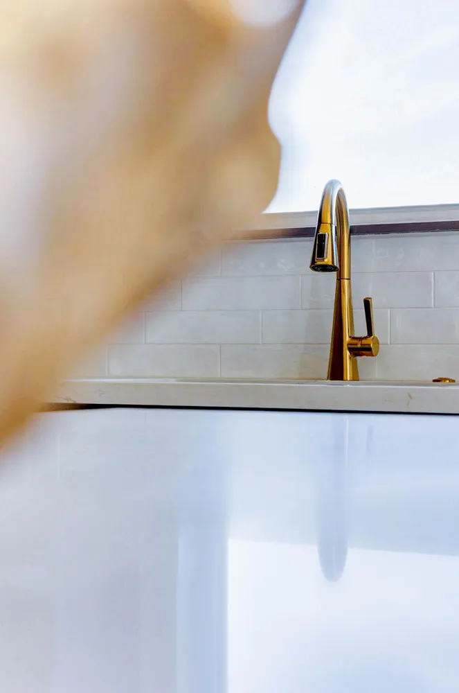 a close view of sink