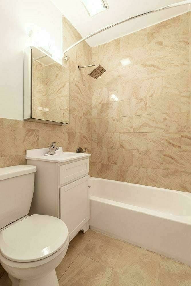 246 East 71st Street, Unit 3D Manhattan, NY 10021 - Photo 3 of 3
