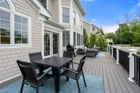 $2,650,000 | 17 Walnut Hill Lane, Cohasset, MA 02025