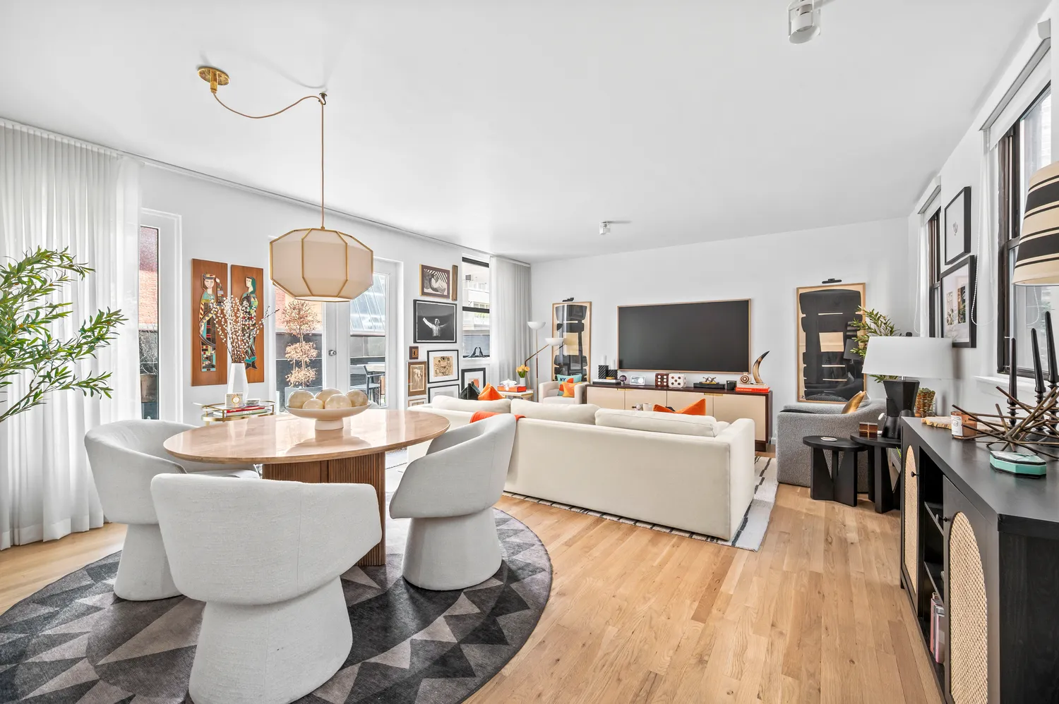 $1,199,000 | 140 West 58th Street, Unit PHA | Midtown Central
