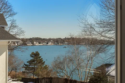 $2,595,000 | 10 Redstone Lane, Marblehead, MA 01945
