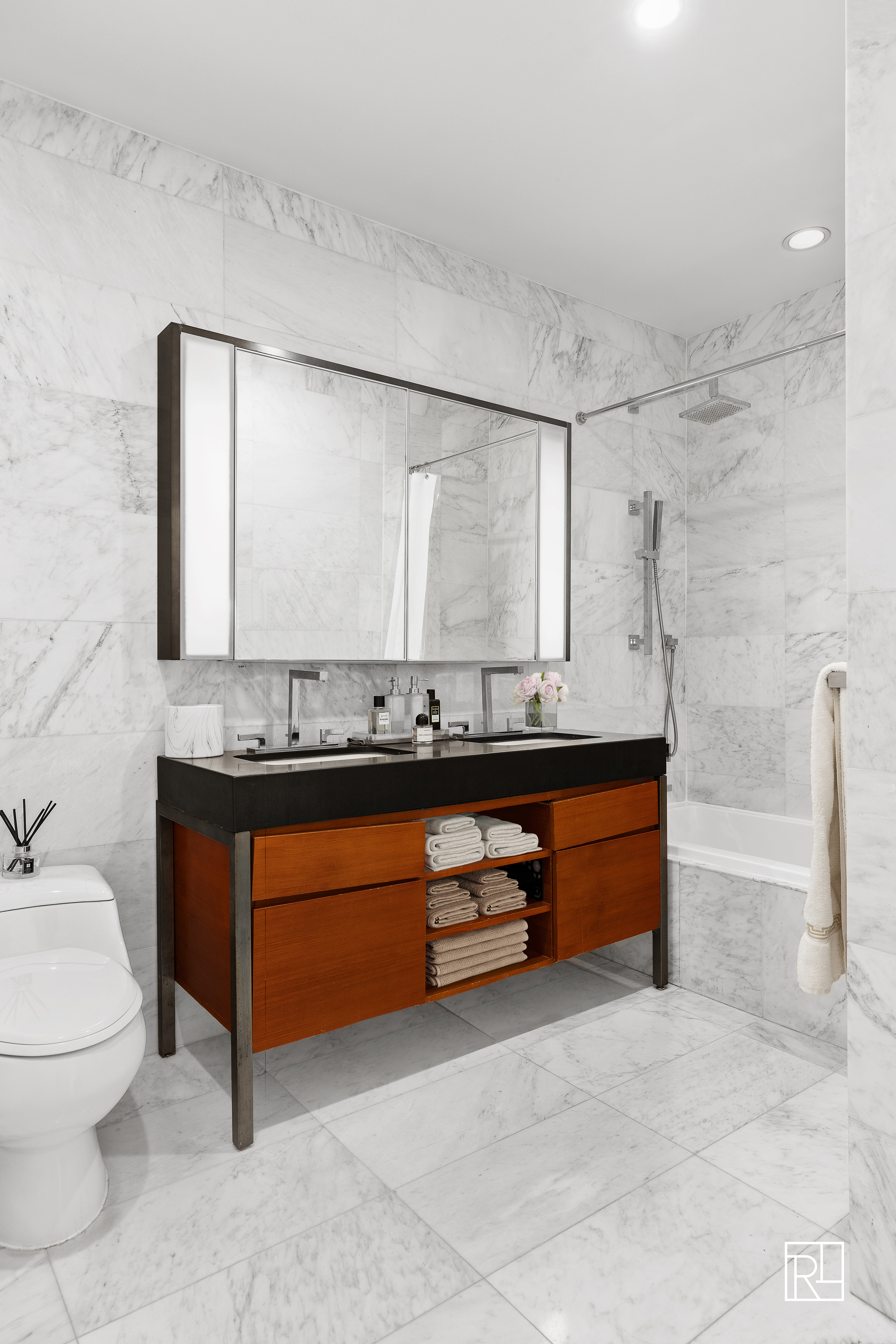 75 Wall Street, Unit 33F Manhattan, NY 10005 - Photo 9 of 29