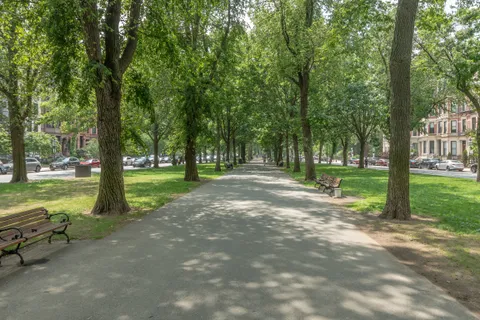 $2,680,000 | 60 Commonwealth Avenue, Unit 7, Boston, MA 02116