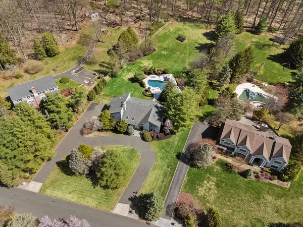 $1,795,000 | 5 Meadow Drive, Warren, NJ 07059