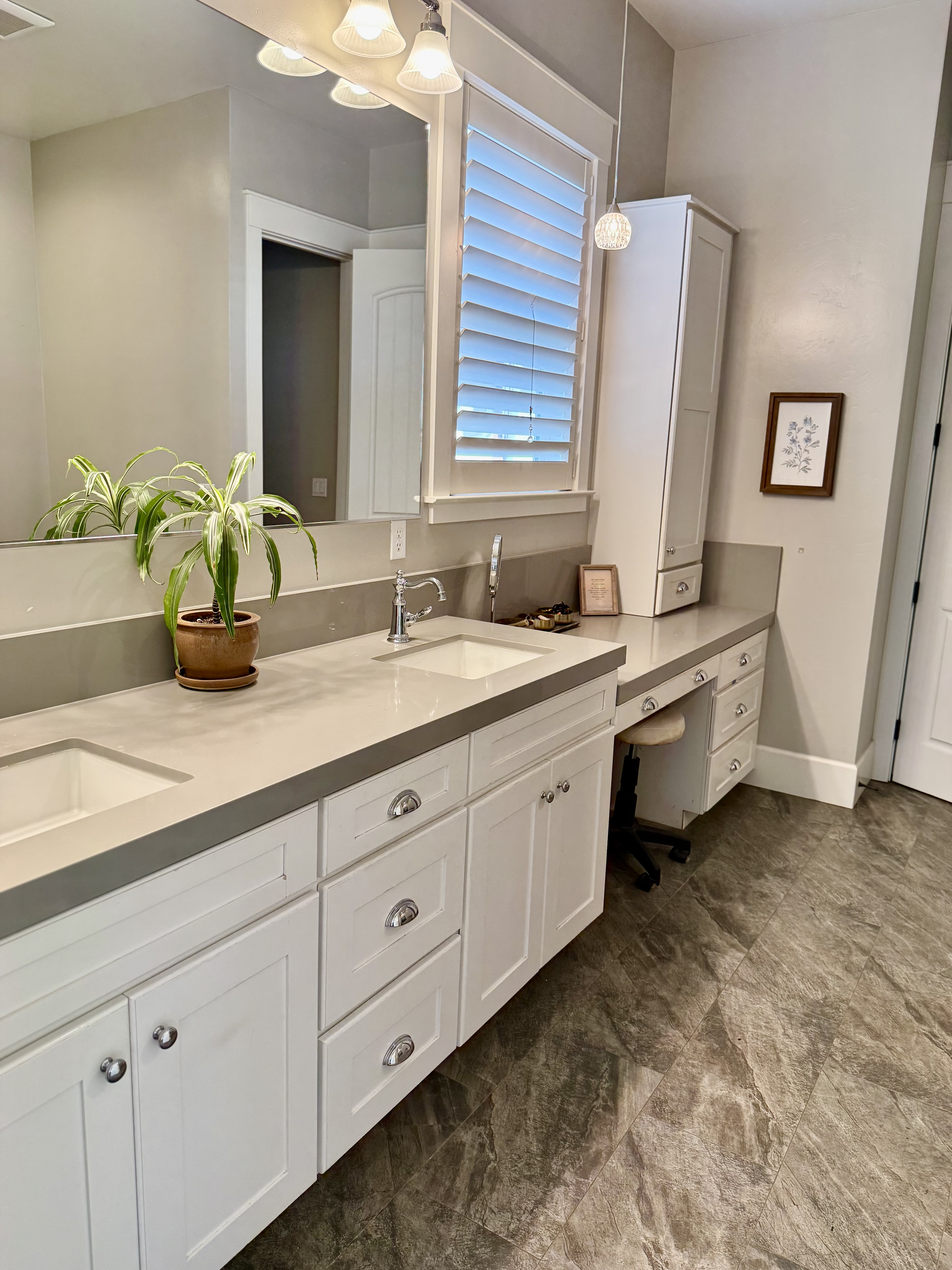 4551 Brighton Drive Santa Rosa, CA 95403 - Photo 8 of 26 a bathroom with a double vanity sink and a mirror