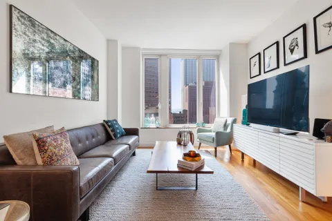 $995,000 | 15 William Street, Unit 15C | Financial District