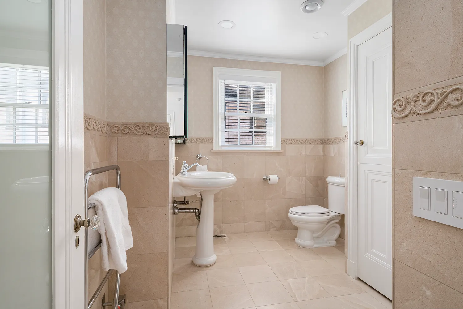 $2,195,000 | 82 Freeman Parkway, Providence, RI 02906