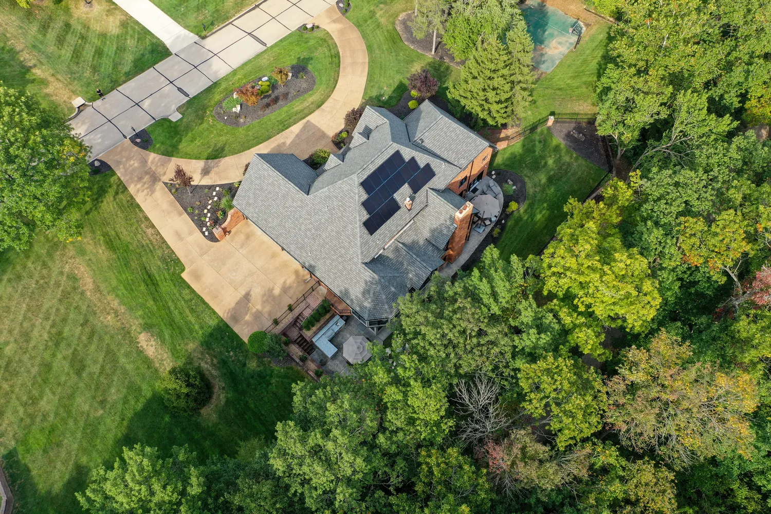 $1,995,000 | 13352 Weston Park Drive, St. Louis, MO 63131