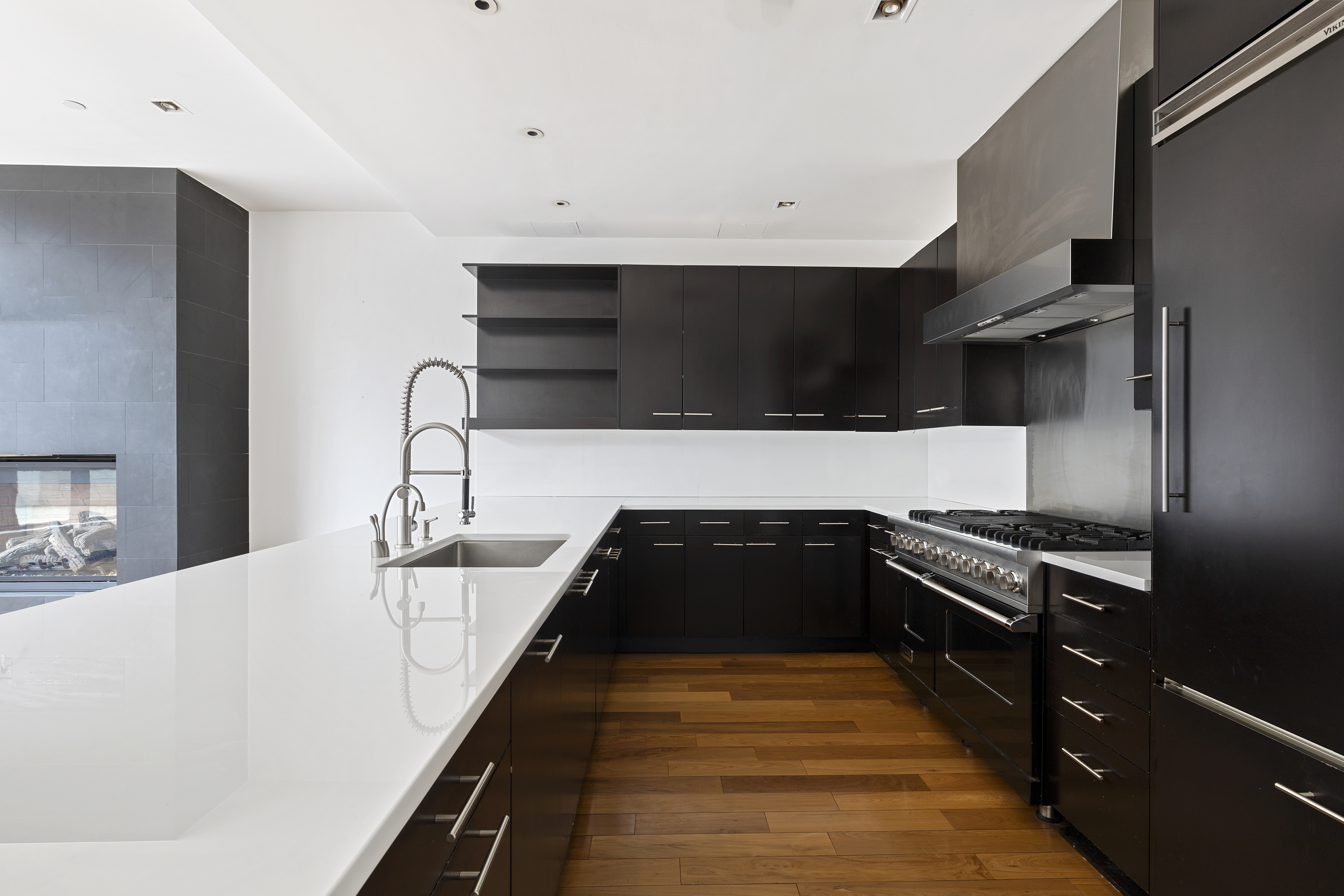 385 West 12th Street, Unit TH3 Manhattan, NY 10014 - Photo 3 of 9