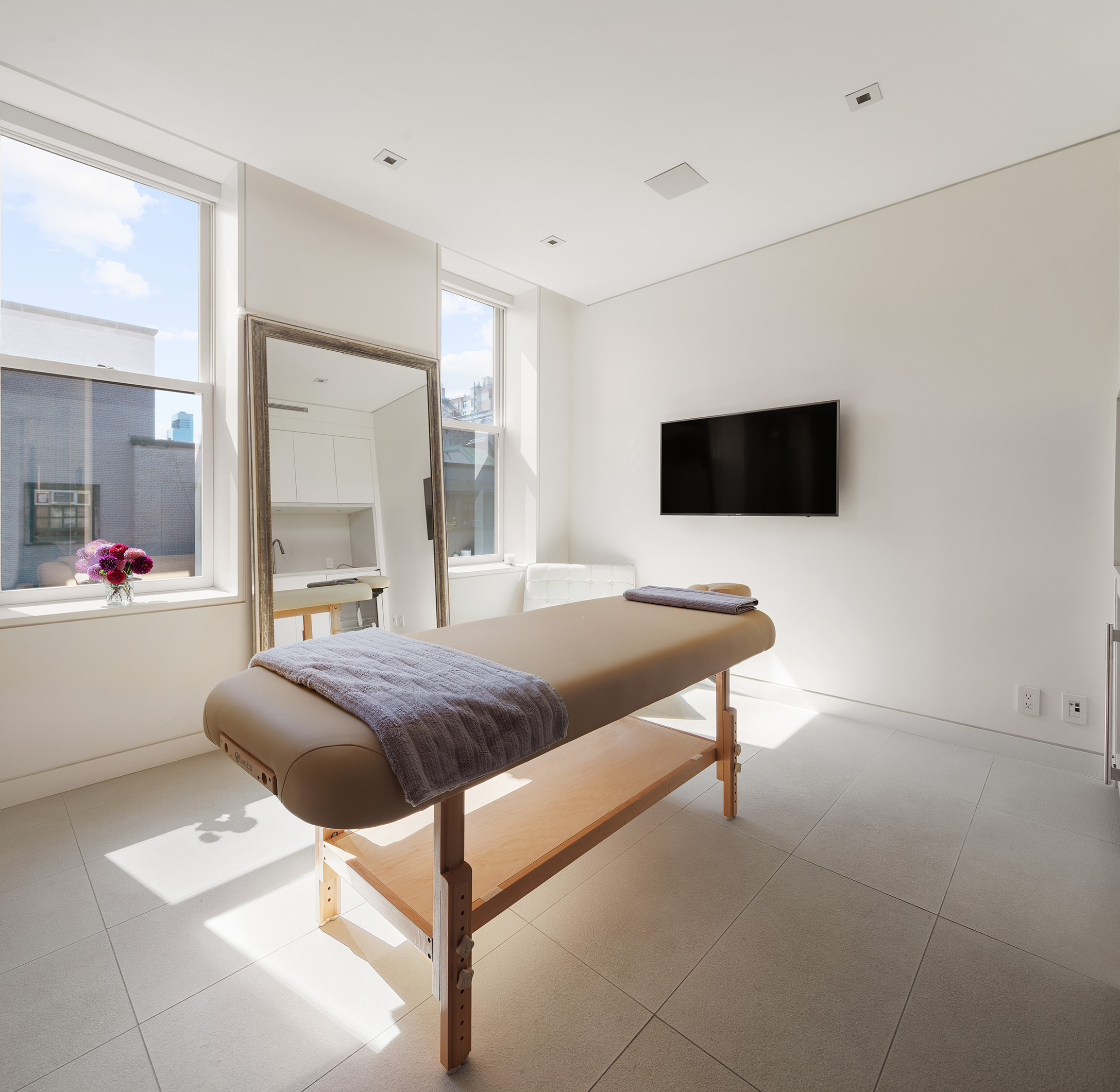 137 West 77th Street Manhattan, NY 10024 - Photo 15 of 27