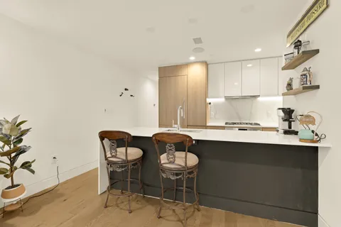 $575,000 | 4013 Davis Place Northwest, Unit Undisclosed, Washington, DC 20007