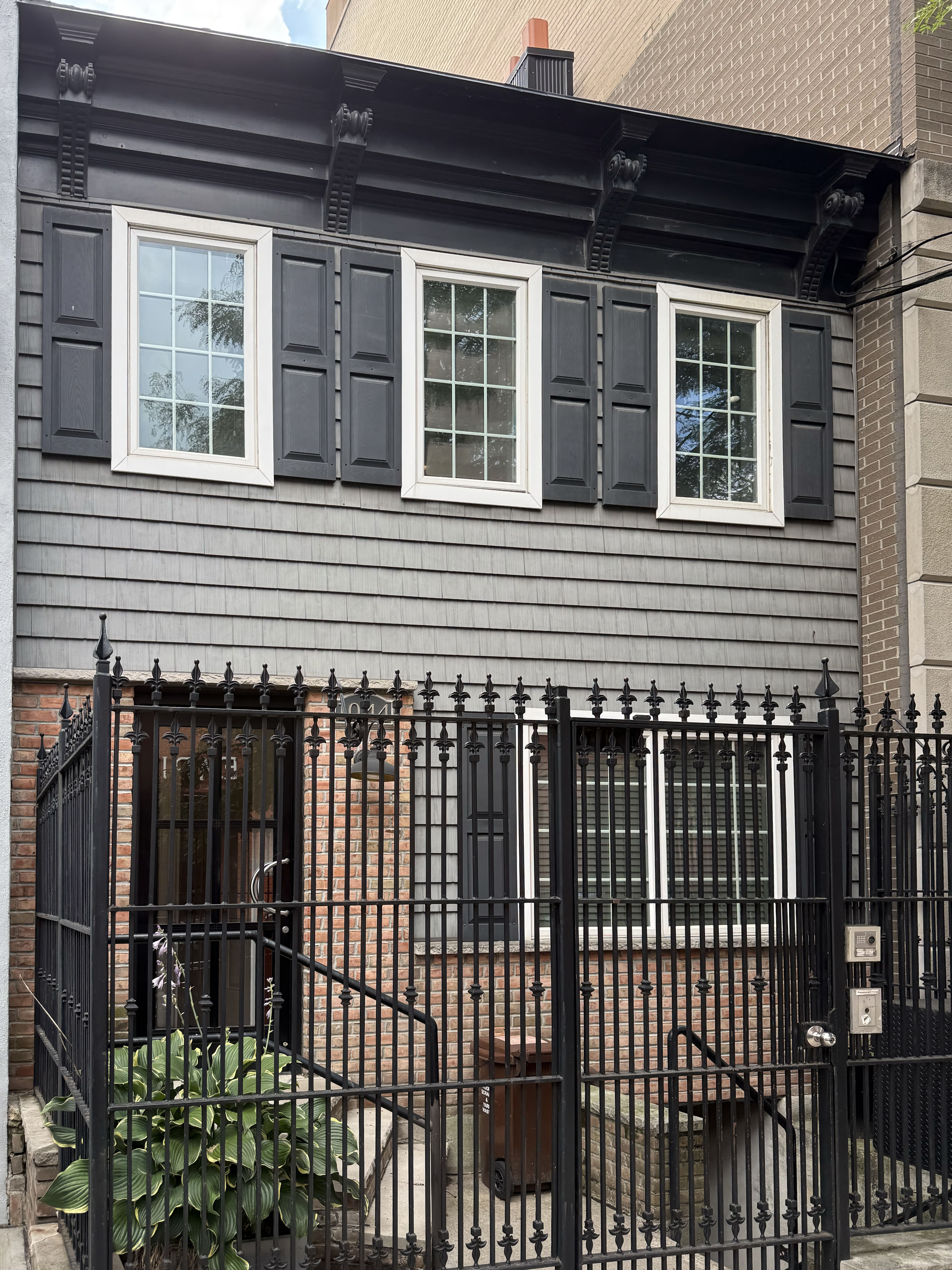10-44 46th Road, Unit 2 Queens, NY 11101 - Photo 14 of 14