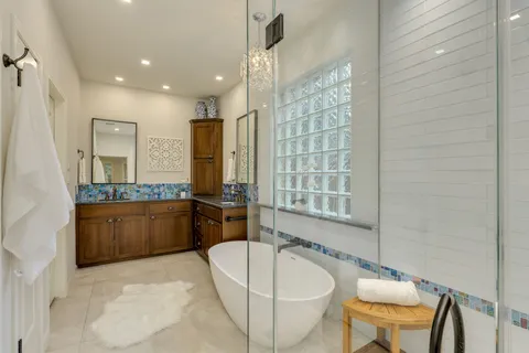 $1,349,000 | 11708 Palisades Parkway, Austin, TX 78732