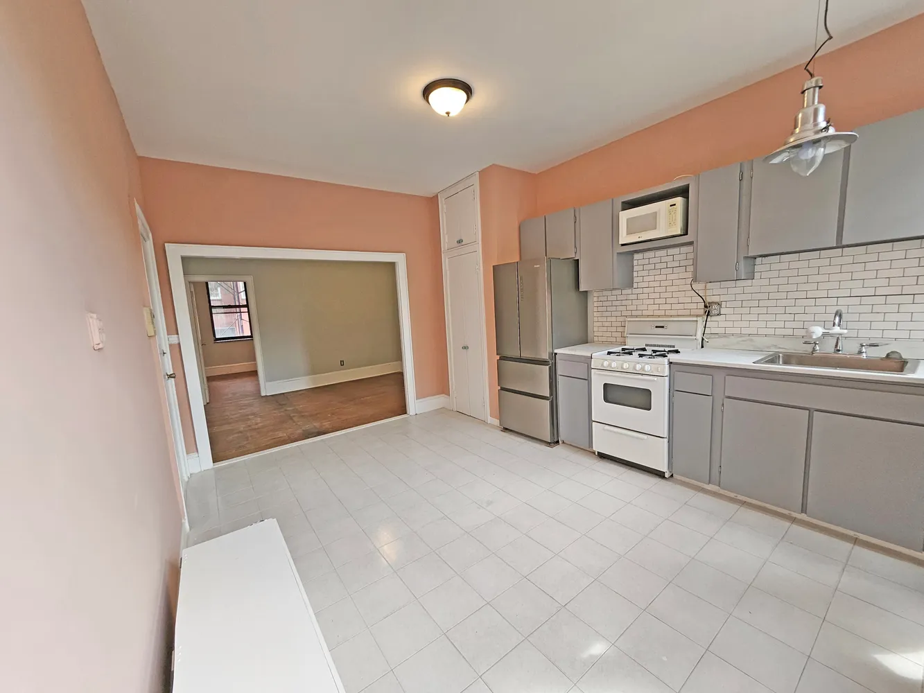 $3,950 | 214 Court Street, Unit 2 | Cobble Hill