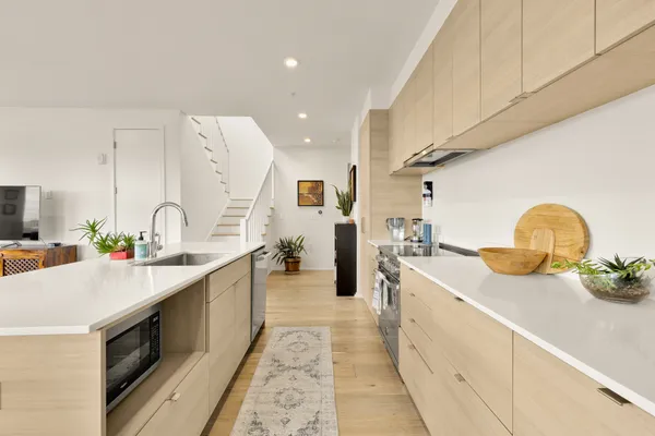 Contact Agent | 1550 11th Street Northwest, Unit 401, Washington, DC 20005