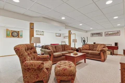 $779,000 | 1825 Walnut Lane, Quakertown, PA 18951