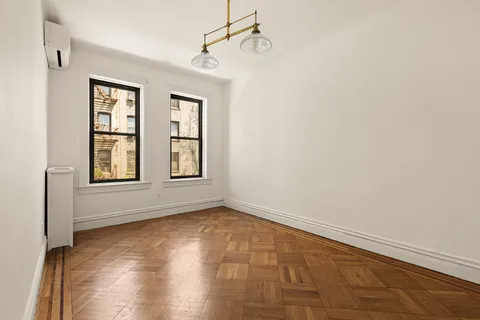 $2,900,000 | 573 16th Street | Windsor Terrace