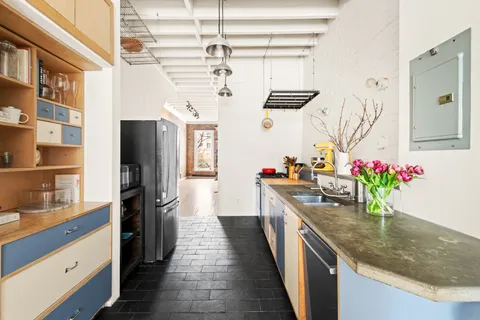 $2,350,000 | 543 Manhattan Avenue | Harlem