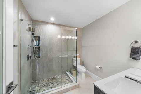 $649,999 | 1010 South 17th Street, Unit B, Philadelphia, PA 19146