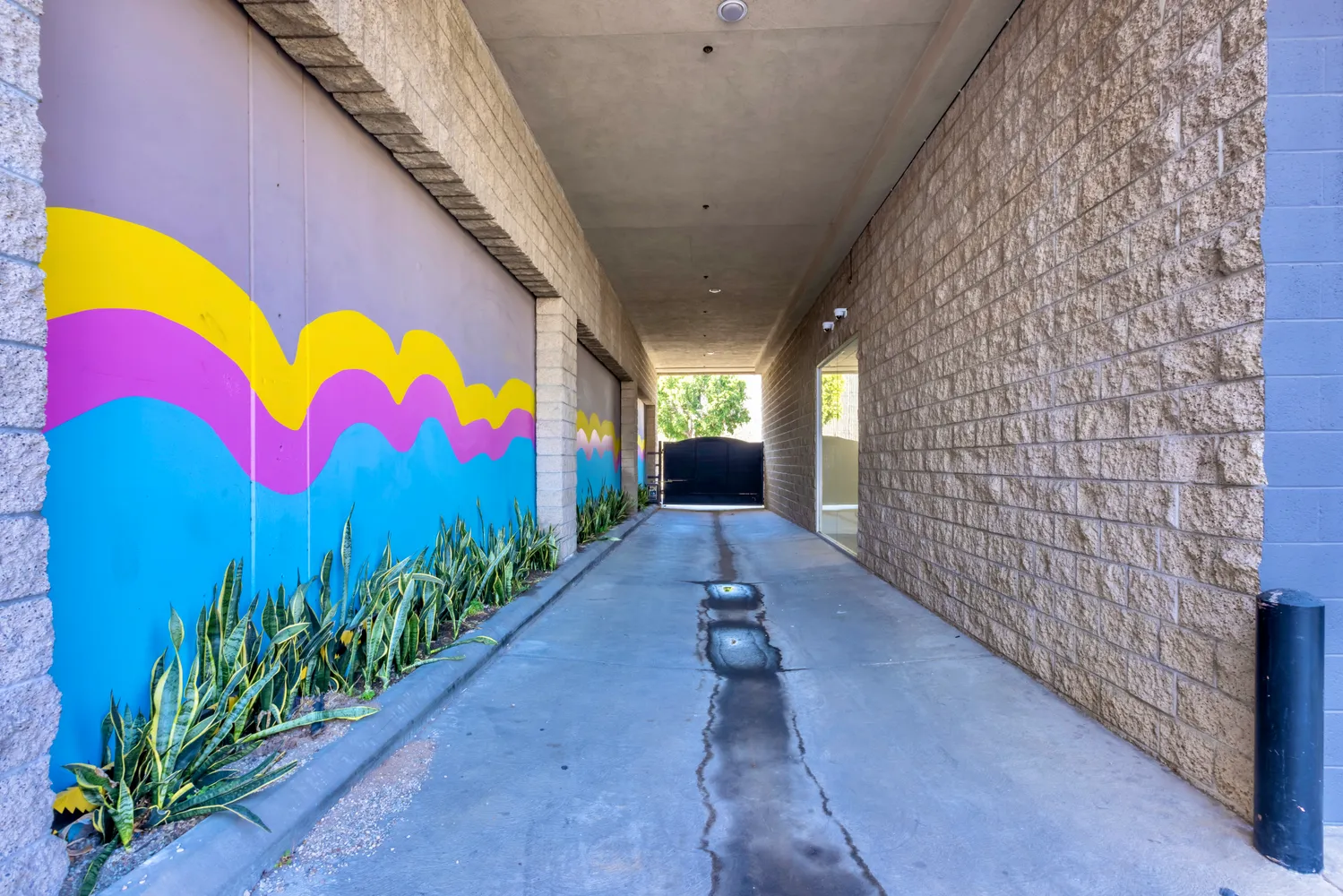 $2,995,000 | 3058 North Lima Street, Burbank, CA 91504