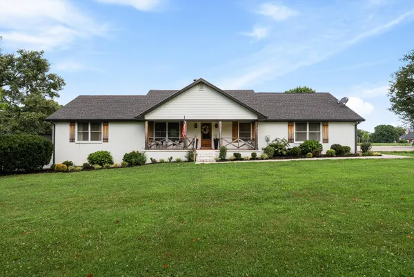 $924,900 | 459 Bowling Branch Road, Cottontown, TN 37048