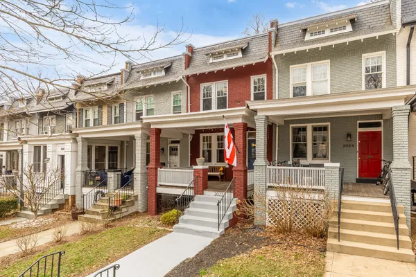 $1,225,000 | 2022 37th Street Northwest, Washington, DC 20007