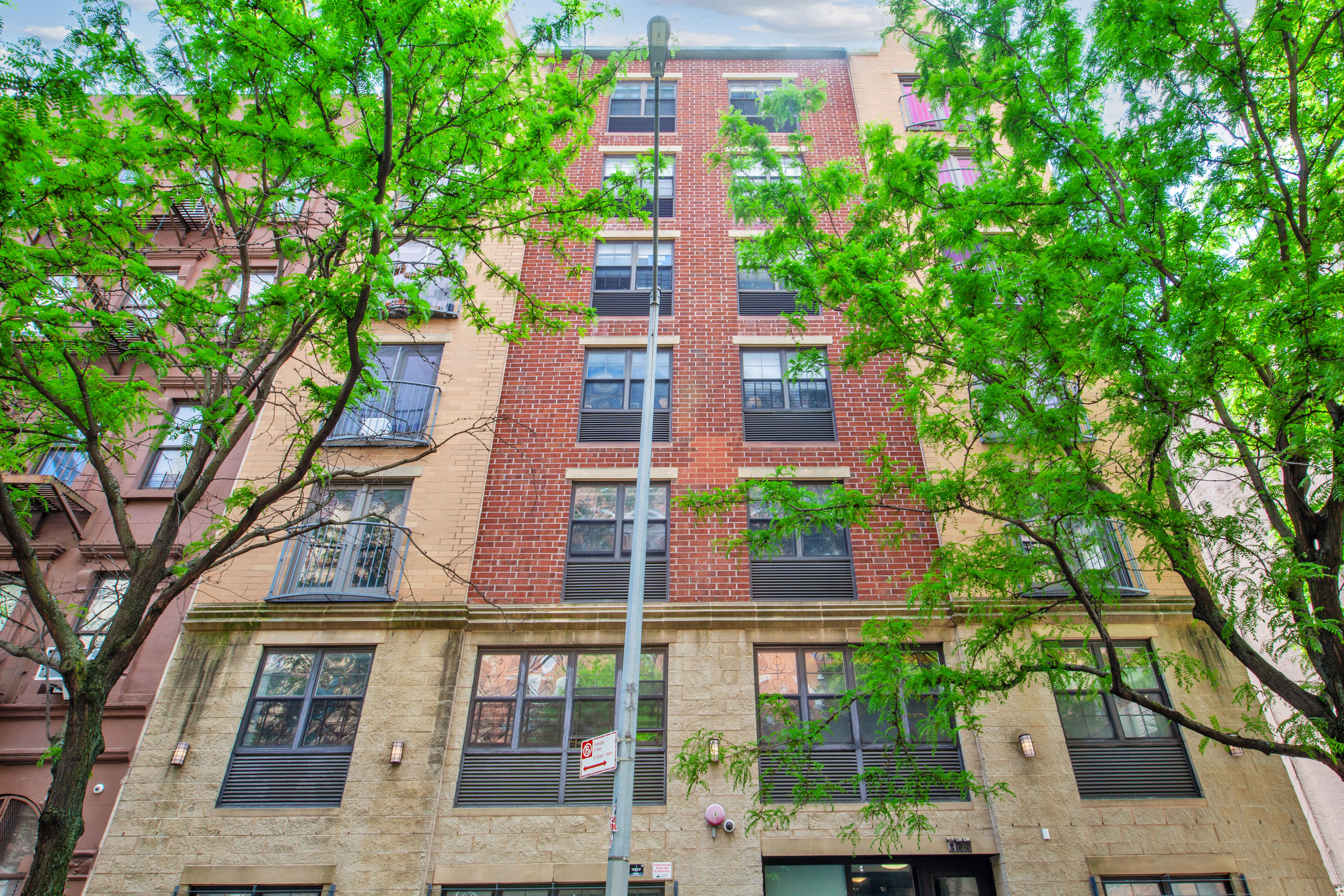 266 West 115th Street, Unit 2B Manhattan, NY 10026 - Photo 10 of 11 front view of a building