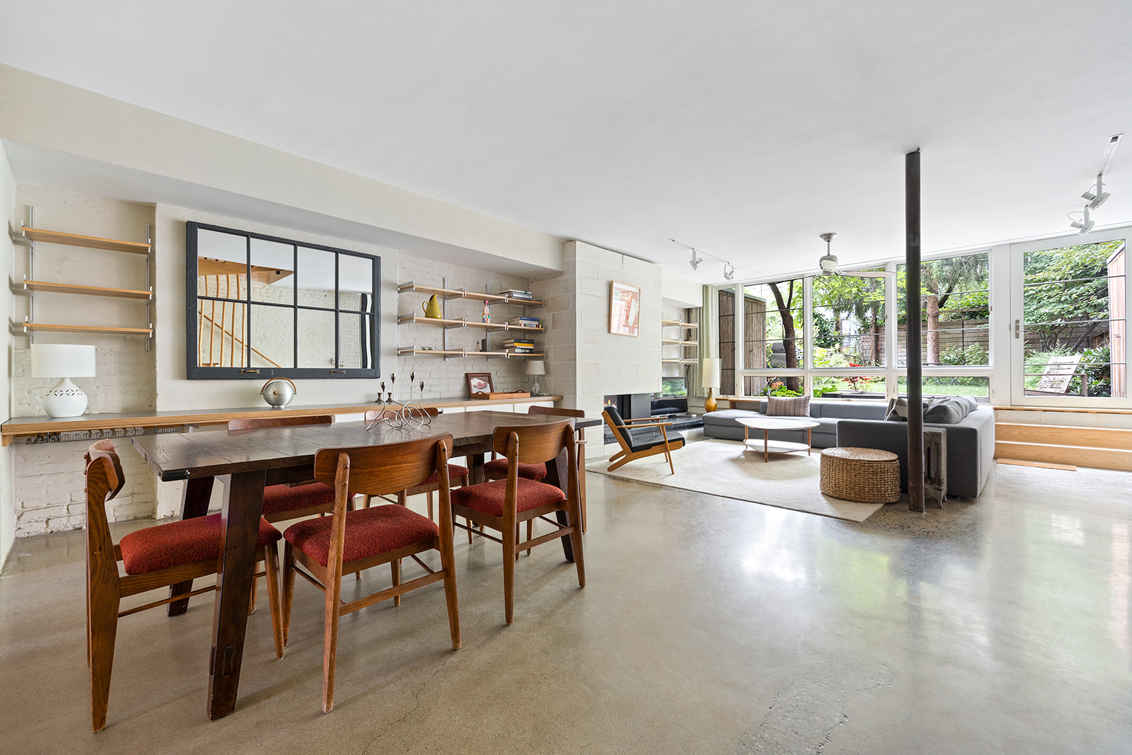 993 Lorimer Street, Unit 1 Brooklyn, NY 11222 - Photo 2 of 12