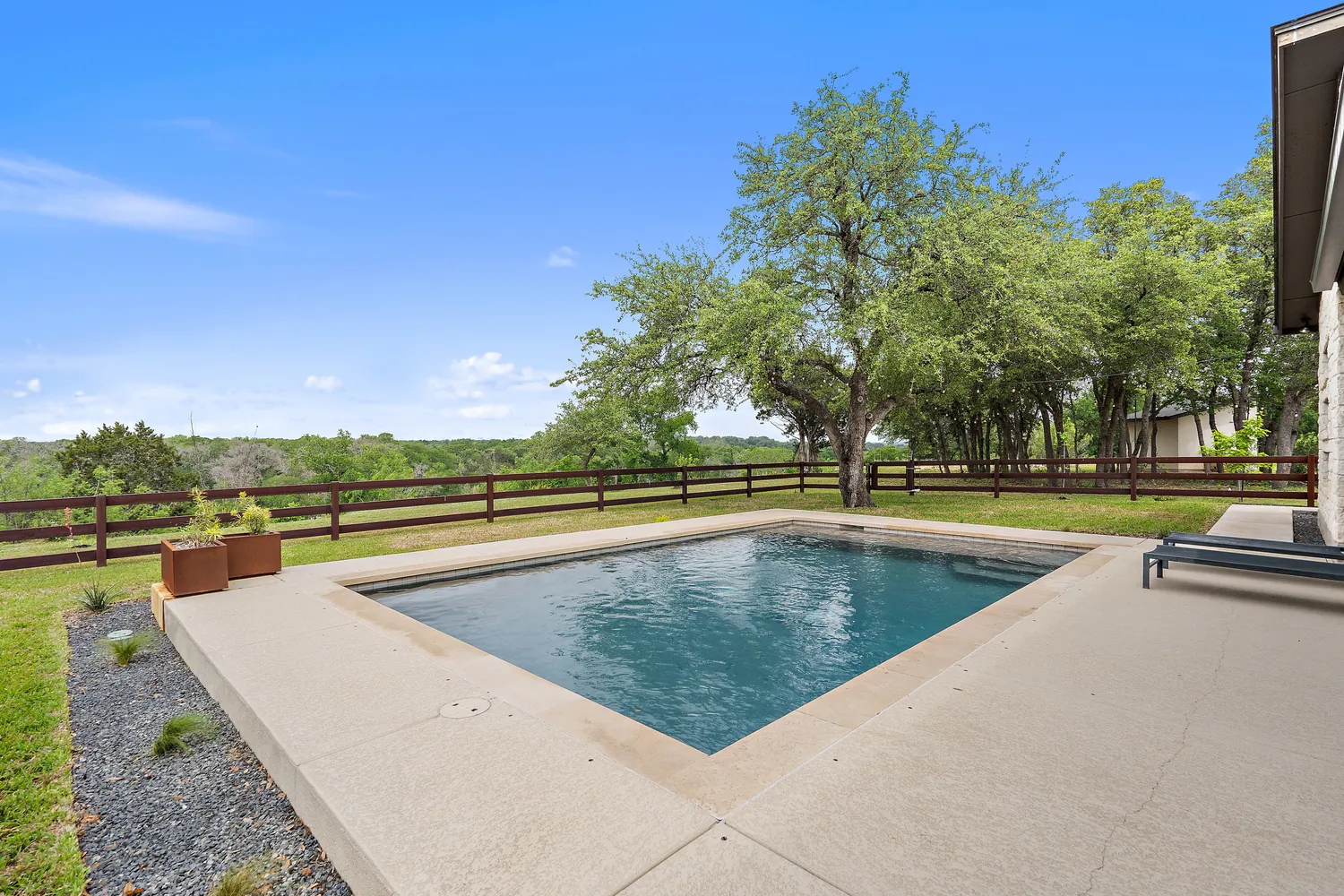 $1,875,000 | 3921 County Road 258, Liberty Hill, TX 78642