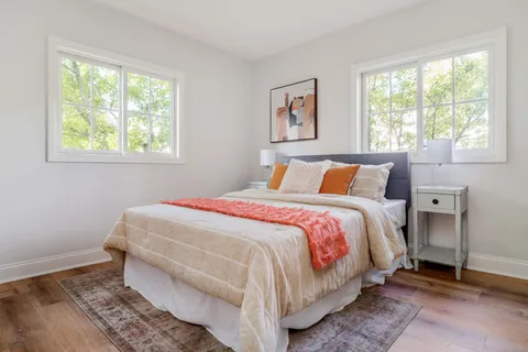 Contact Agent | 32 Bellis Circle, Cambridge, MA 02140