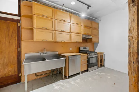 $750,000 | 430 East 10th Street, Unit 2A | East Village