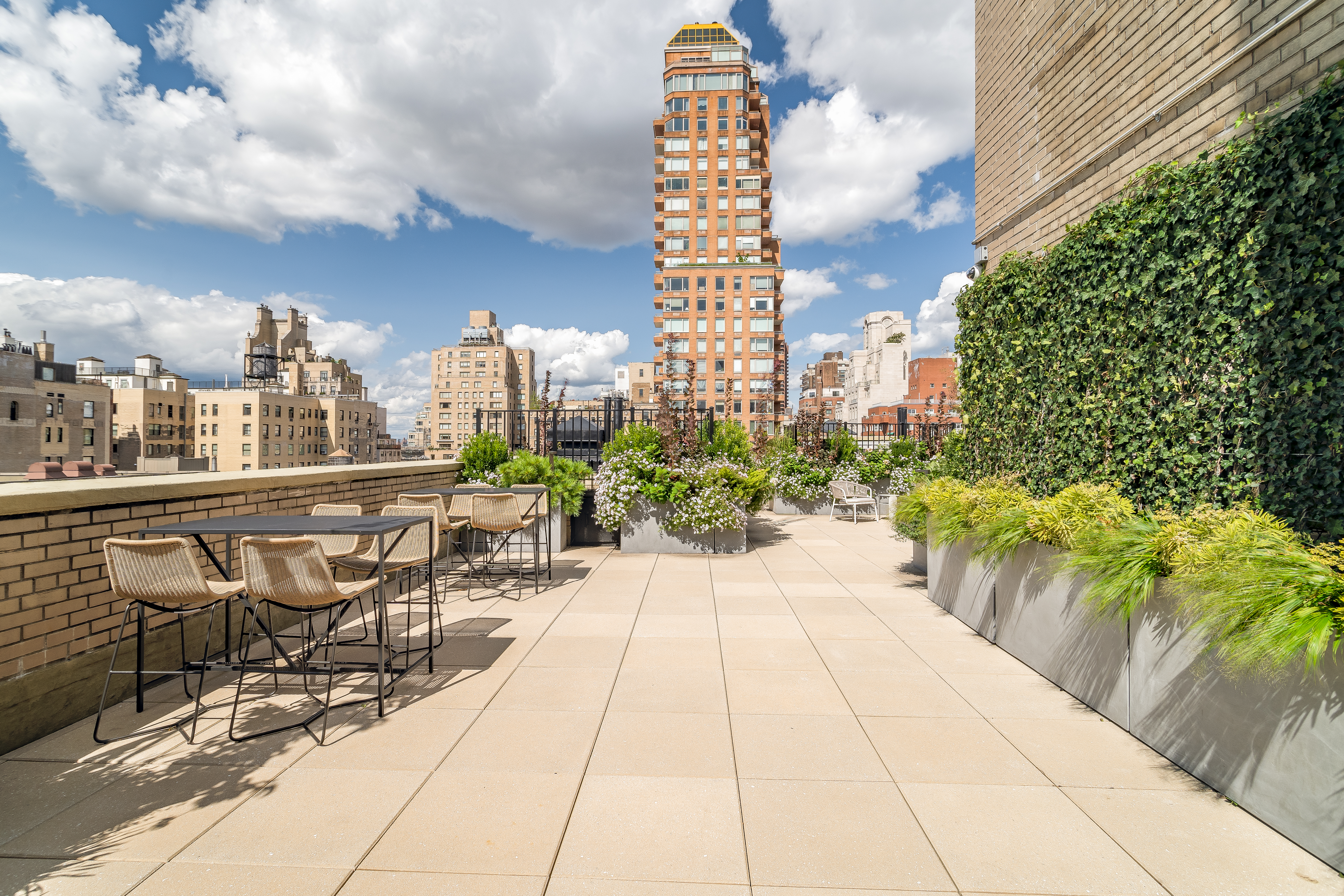 25 East 83rd Street, Unit 10D Manhattan, NY 10028 - Photo 12 of 17 a view of a terrace with sitting area