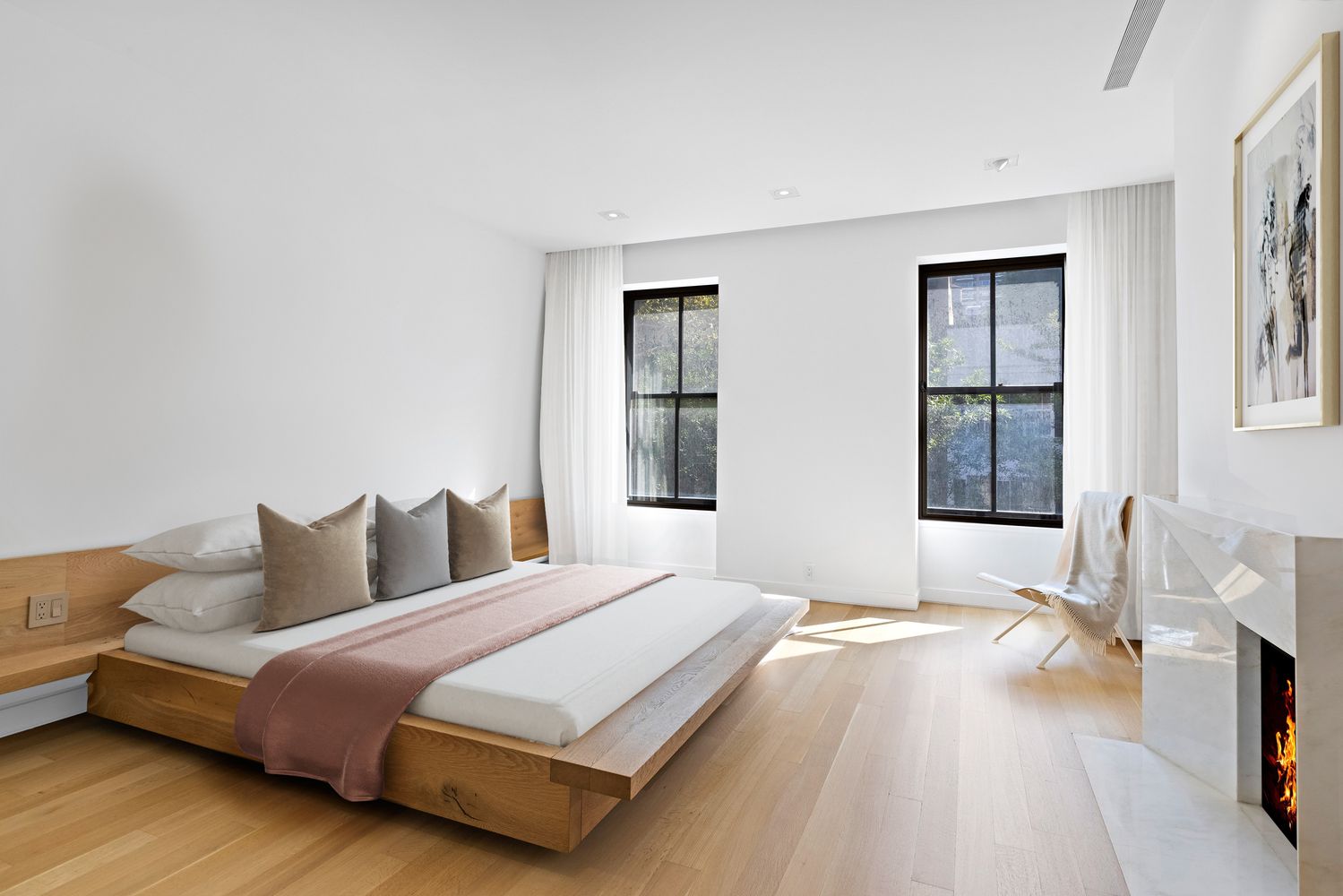 $10,750,000 | 127 East 62nd Street | Lenox Hill