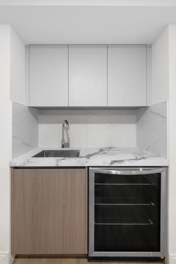 $8,450 | 110 East 37th Street, Unit 100 | Murray Hill