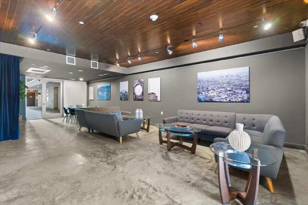 $705,000 | 6001 Carlton Way, Unit 106, Los Angeles, CA 90028